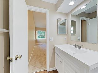 10801 N 53rd St, Temple Terrace, FL 33617