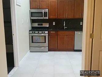 Rented by ZealEstate Group Inc