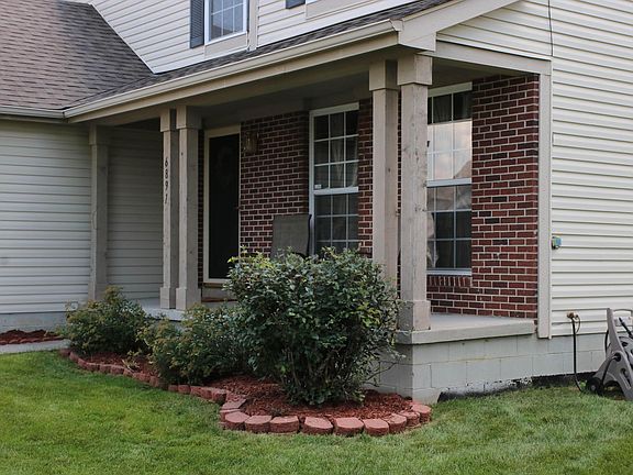2nd image of 6891 Idlelea Dr