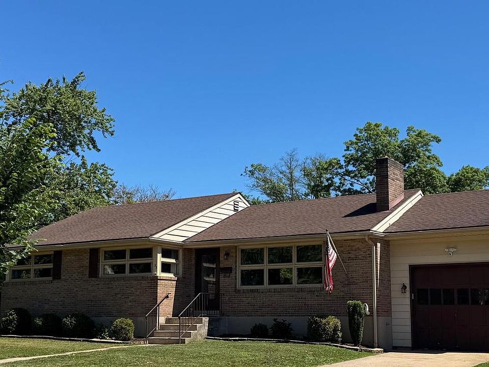 1st image of 33 Lawndale Rd