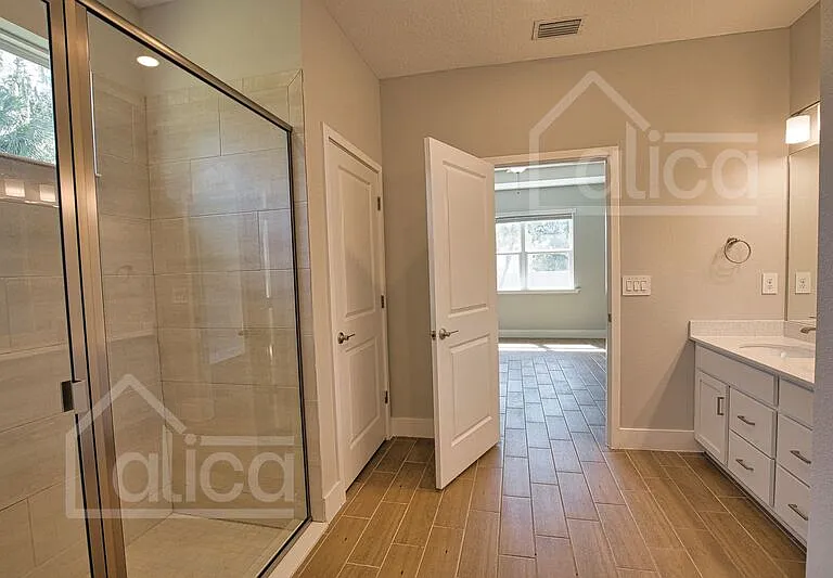 1610 Rada Ln — Photo 27