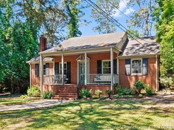 304 Woodcrest Rd, Fayetteville, NC 28305