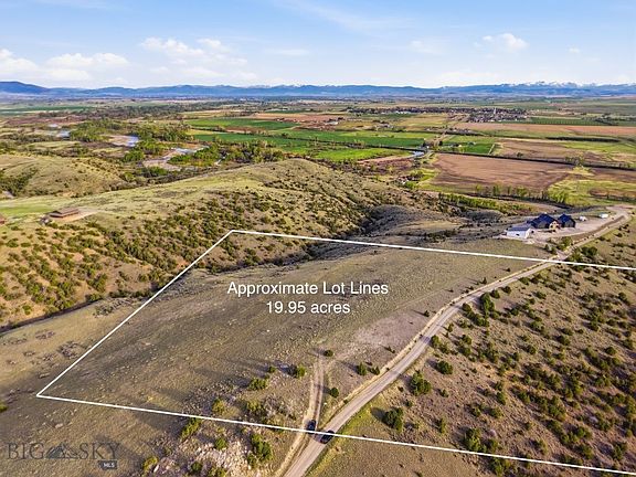 5th image of 11 Saddle Ridge Rd