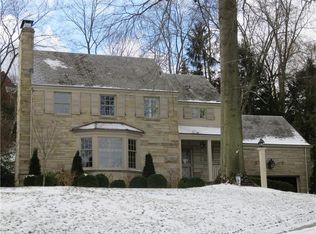 421 Morrison Dr, Pittsburgh, PA 15216