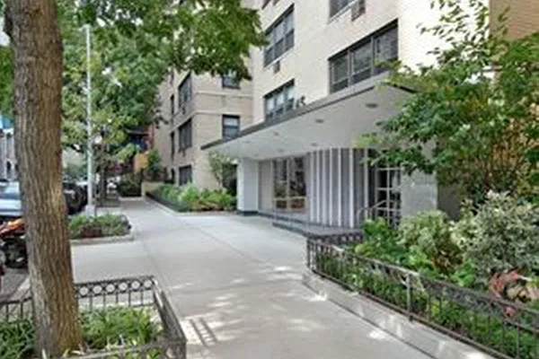 Sold by Corcoran | media 15