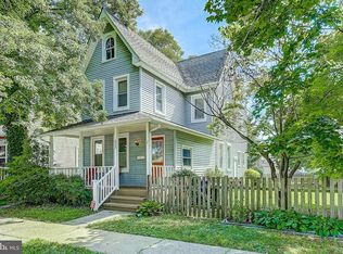 525 Buttonwood St, Delanco, NJ 08075