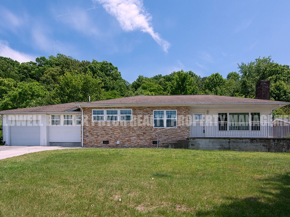 1st image of 4890 College Dr E