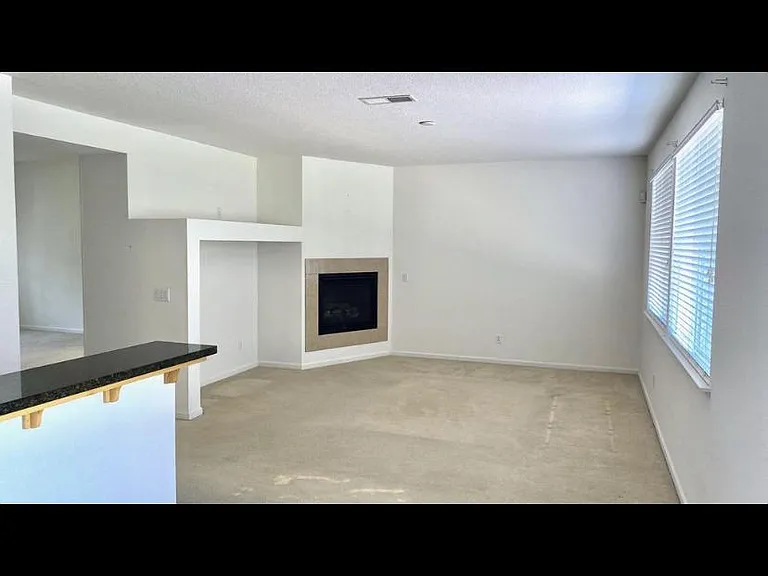 1173 Brooktrail Dr — Photo 4