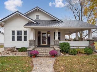 515 Ely St, Walker, IA 52352