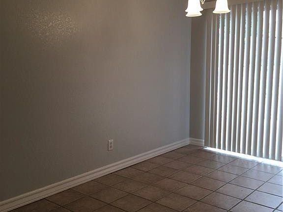 3rd image of 11376 Lake Loy Dr