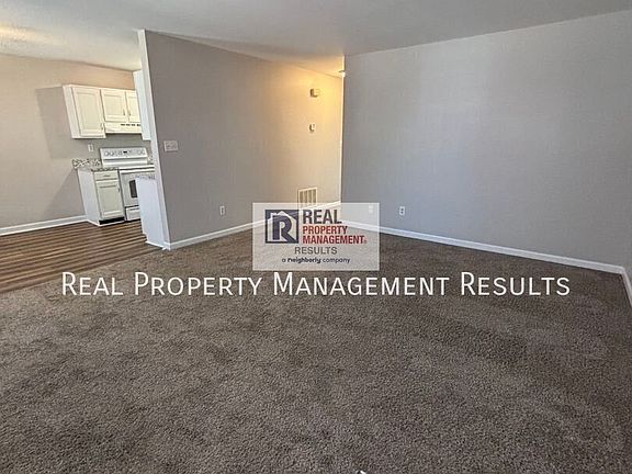 2nd image of 225 Mulberry St