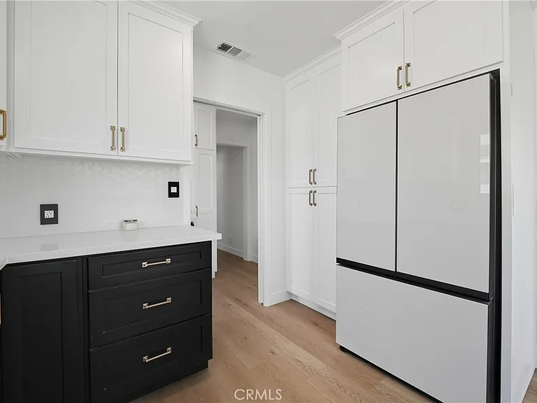 9312 S 6th Ave #9312 — Photo 5
