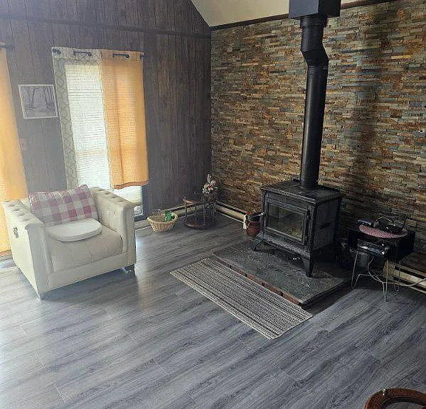 Highview Dr — Photo 16