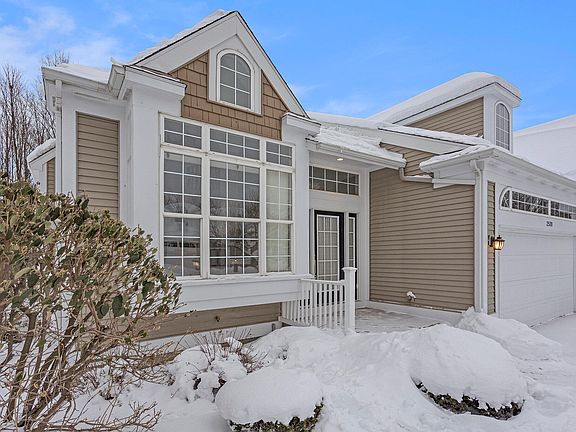 3rd image of 2520 Forest Bluff Dr SE #5