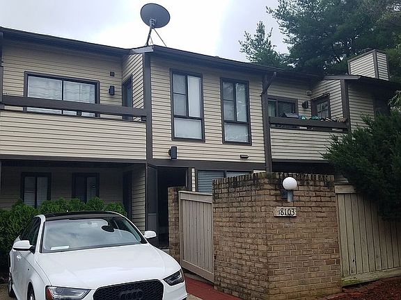 2nd image of 18103 Copps Hill Pl