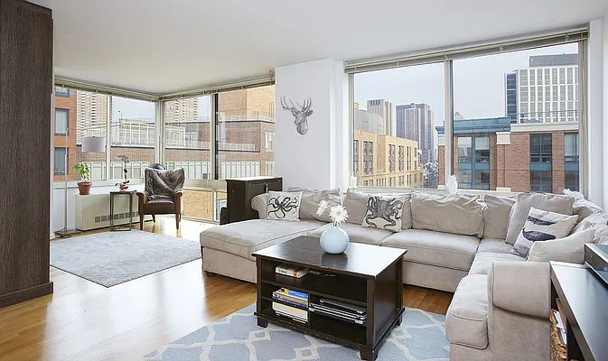 Rented by Compass | media 31