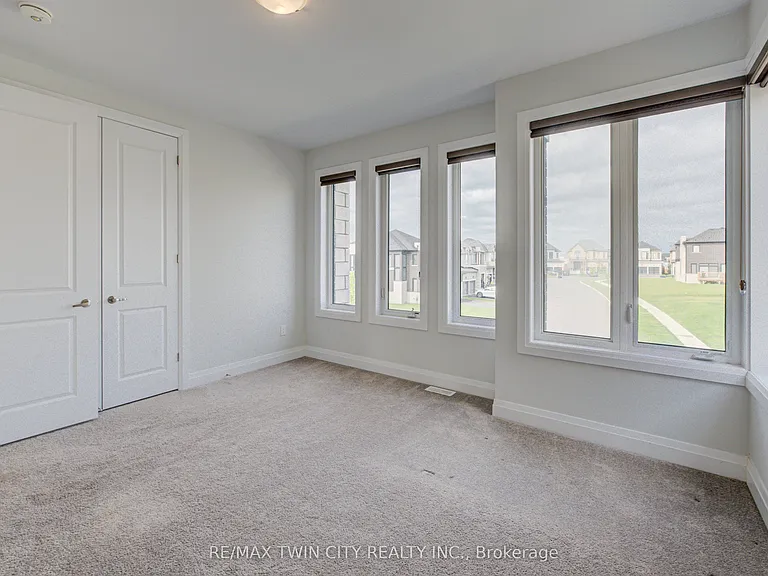 767 Queenston Blvd — Photo 32