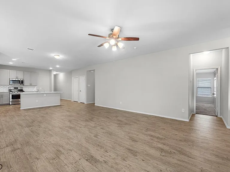 18922 Cedar Moss Ct — Photo 10