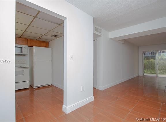 5th image of 9355 Fontainebleau Blvd APT C102