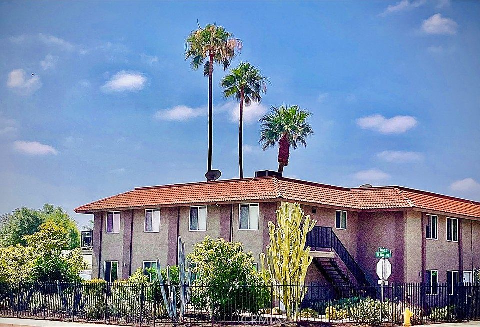 1st image of 5746 Tilton Ave