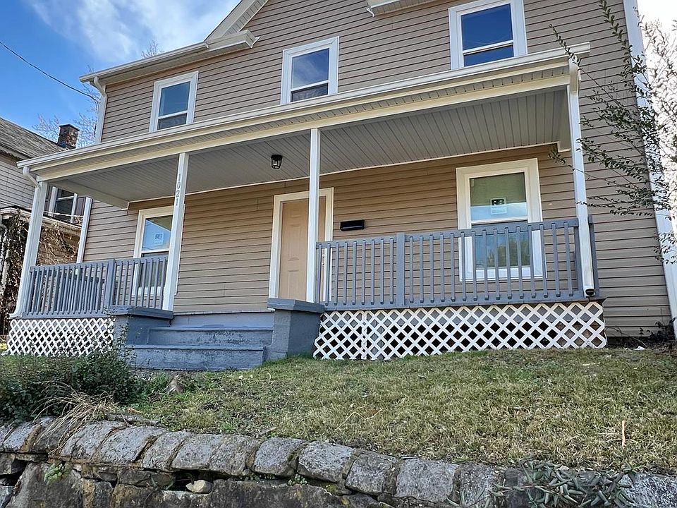 1st image of 1021 Tazewell Ave SE
