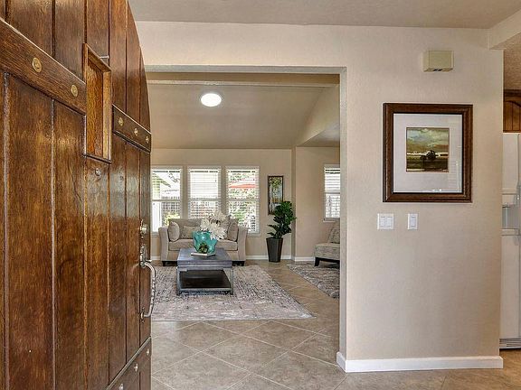 5th image of 1400 Dana Ct