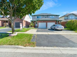 46 Activa Ave, Kitchener, ON N2E3R2