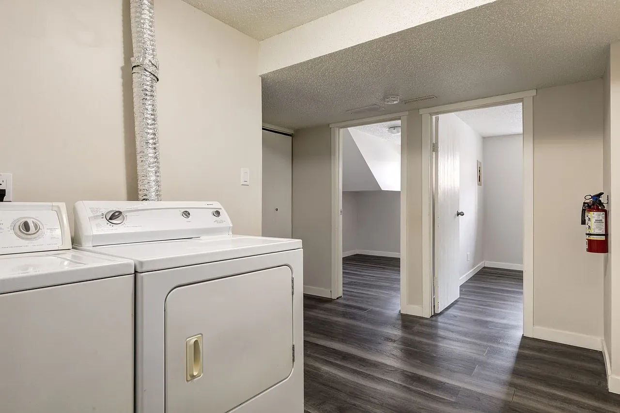 Spruce View Apartments — Photo 3