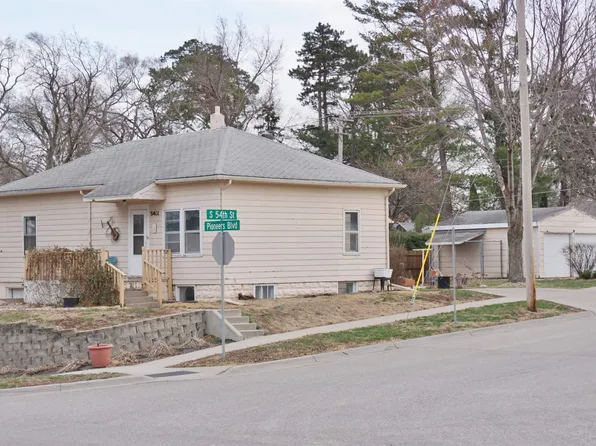 5401 Pioneers Blvd, Lincoln, NE 68516