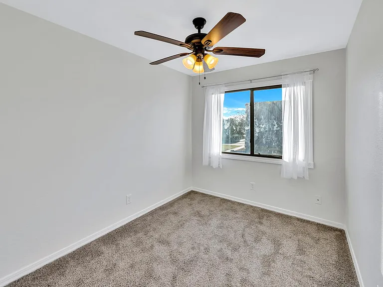 5307 W Sheena Dr — Photo 17