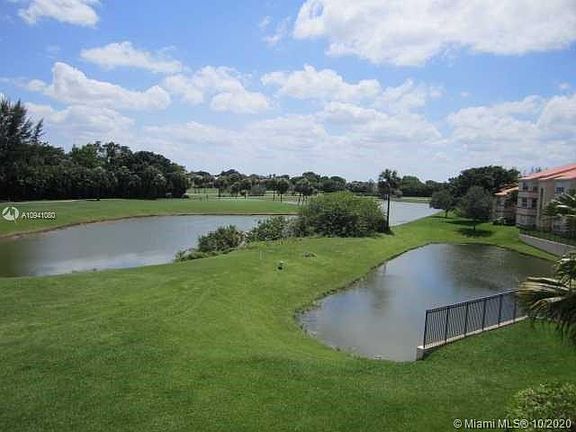 3rd image of 3350 Pinewalk Dr N APT 1435