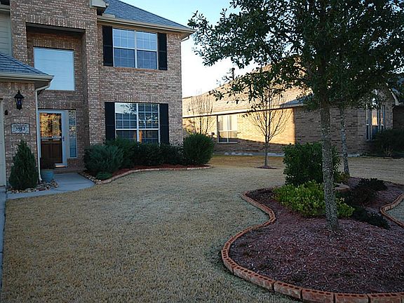 Close up of the front entrance to this immaculate home!