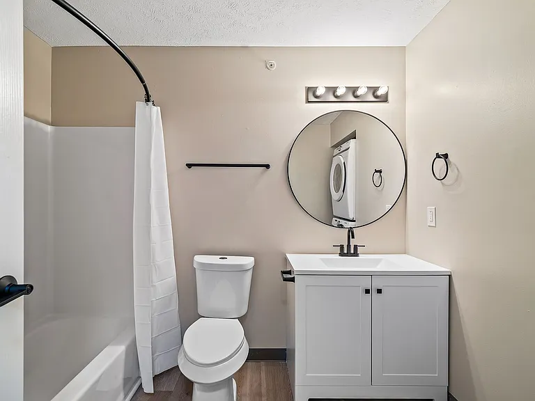 Cherry Tree Village Apartments — Photo 152
