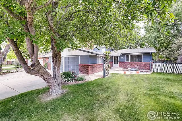 1st image of 2349 Lanyon Dr