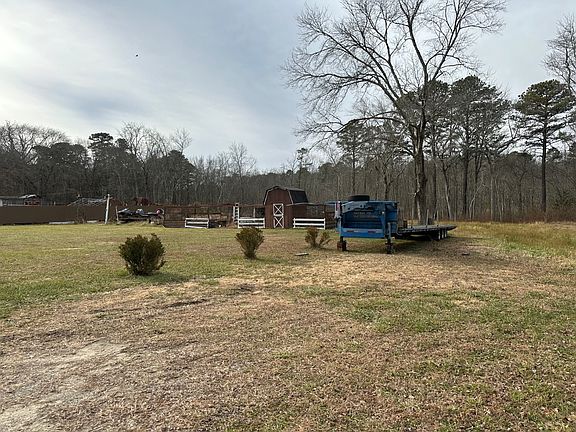4th image of 639 W Veterans Hwy