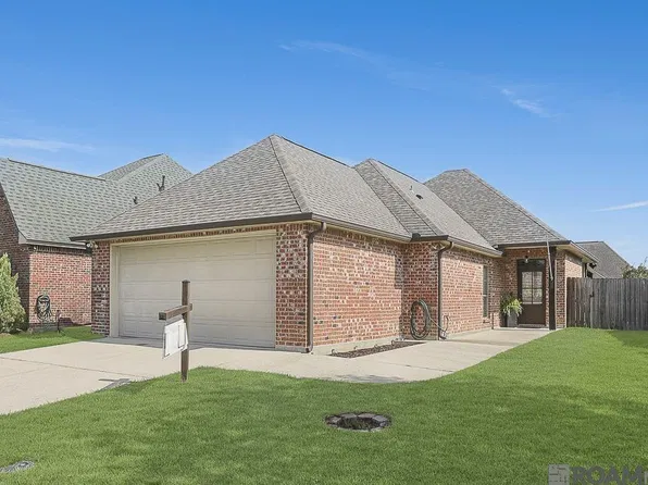 15055 Garden Creek Dr, Walker, LA 70785