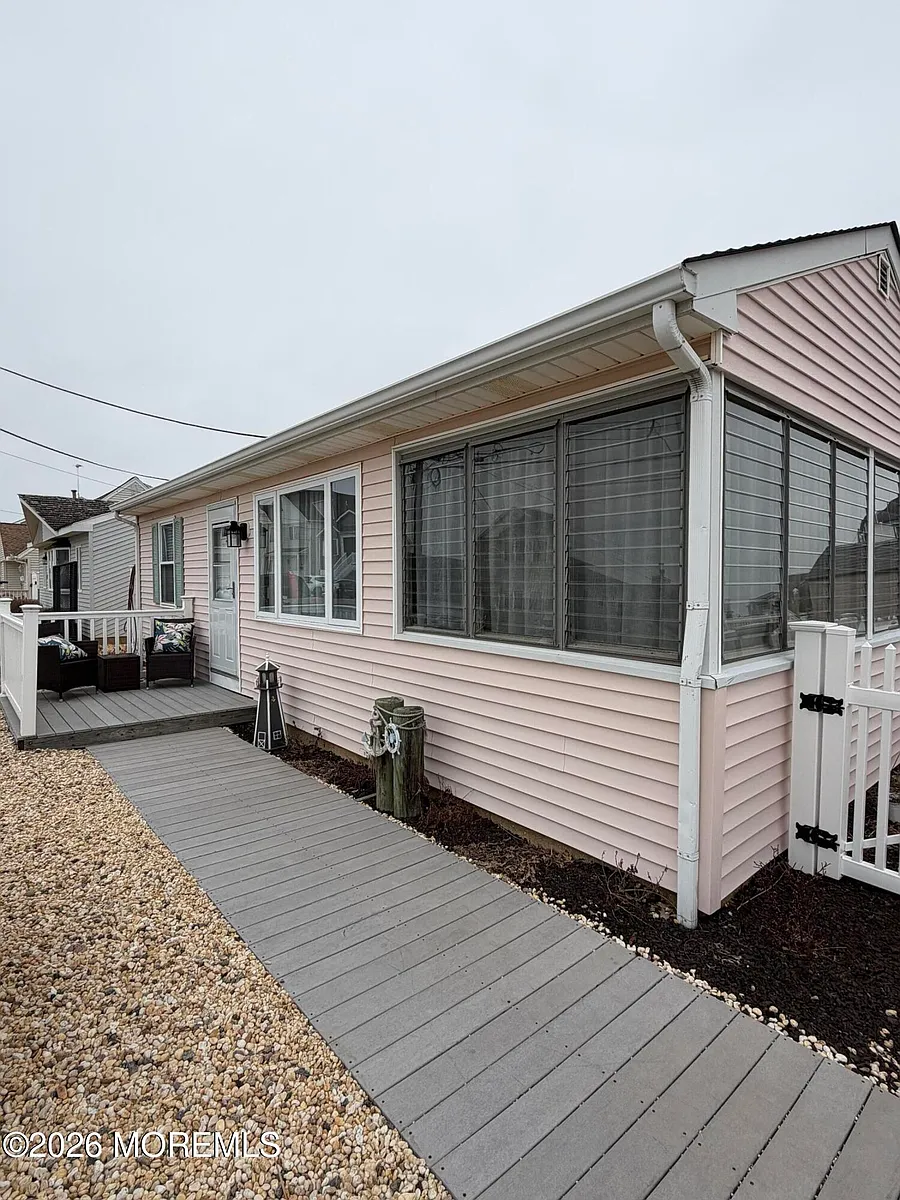 Photo 2 of 16 - 410 8th Ave - Seaside Heights, NJ Building Photo - 410 8th Ave