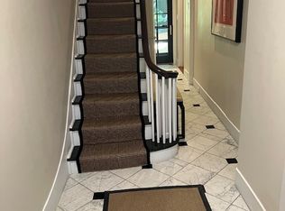 35 W Cedar St, Boston, MA 02108