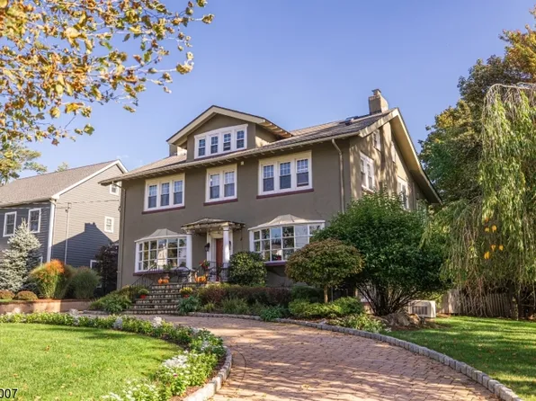 10 Grover Ln, Caldwell Boro Twp., NJ 07006