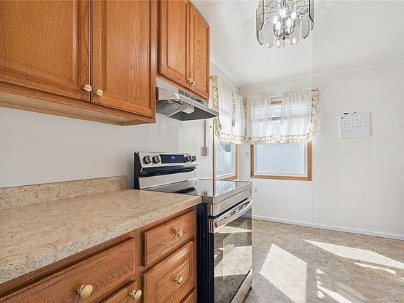 5th image of 3730 H Ave NE