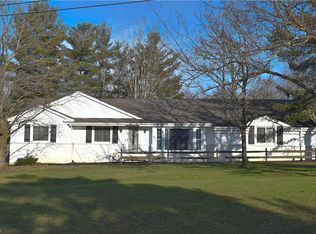 14872 Russell Ln, Novelty, OH 44072