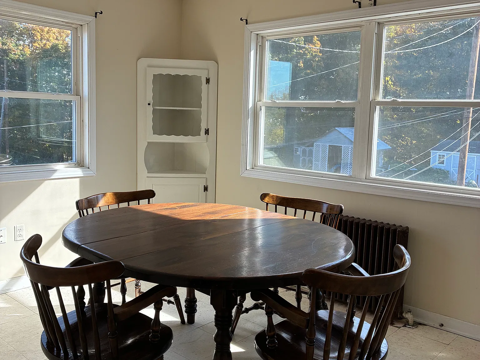 1 bed, 700 sqft, $1,600 — Photo 3