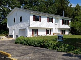 18 Pelican Dr, Bayville, NJ 08721