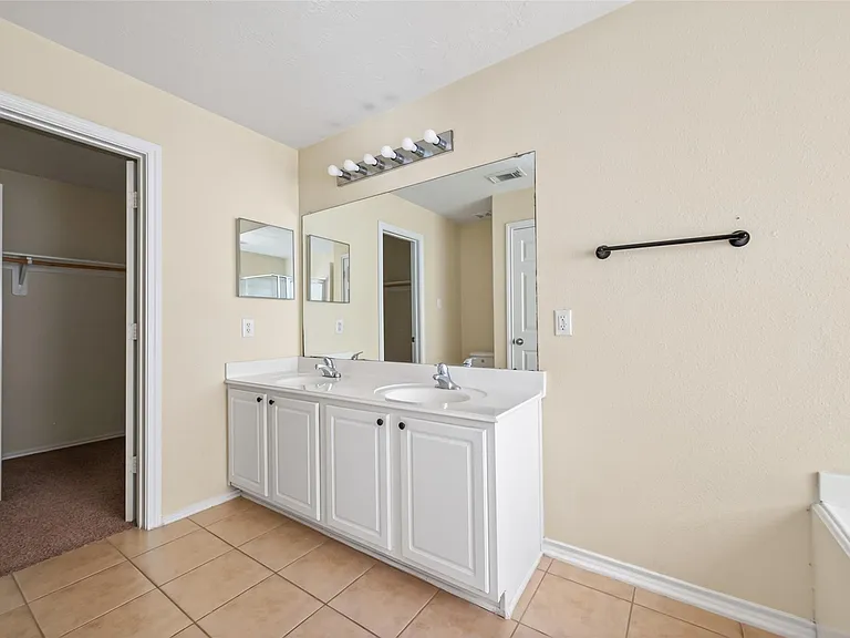 5626 Claybeck Ln — Photo 23