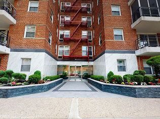 6615 Thornton Pl APT 6C, Flushing, NY 11374