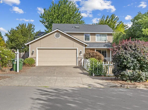 3110 N Princeton St, Newberg, OR 97132