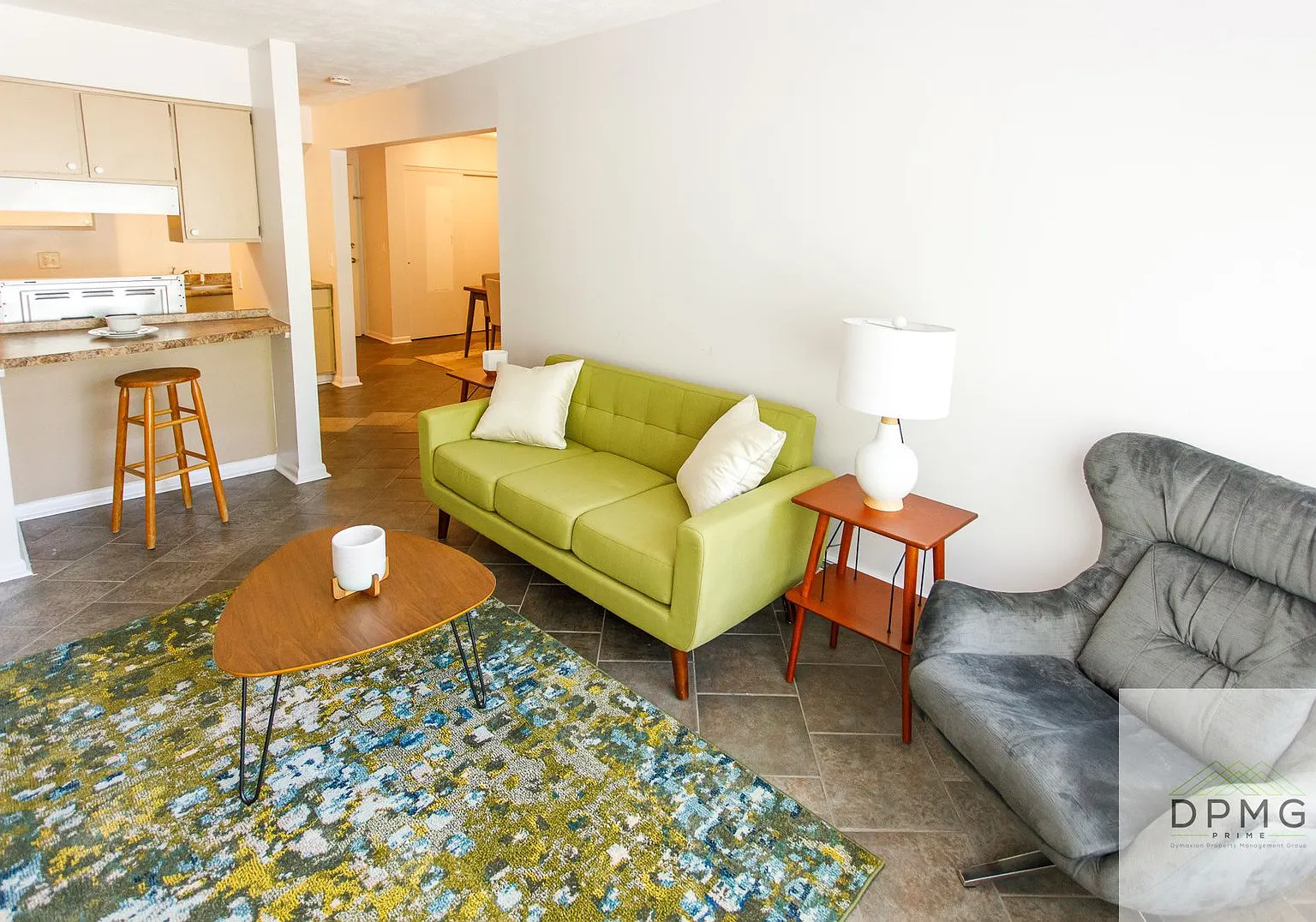 Welcome to 319 E. Hillsdale St. Lansing, MI 48933!! — Photo 2