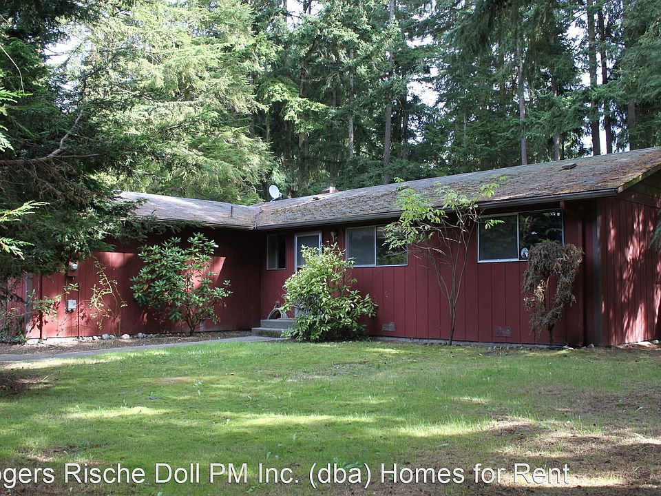 1st image of 4524 N Woodland Cir