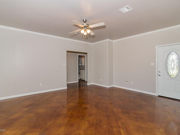 5th image of 216 Stoneridge Dr