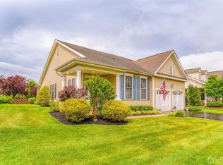 68 Labaw Dr, Cranbury, NJ 08512